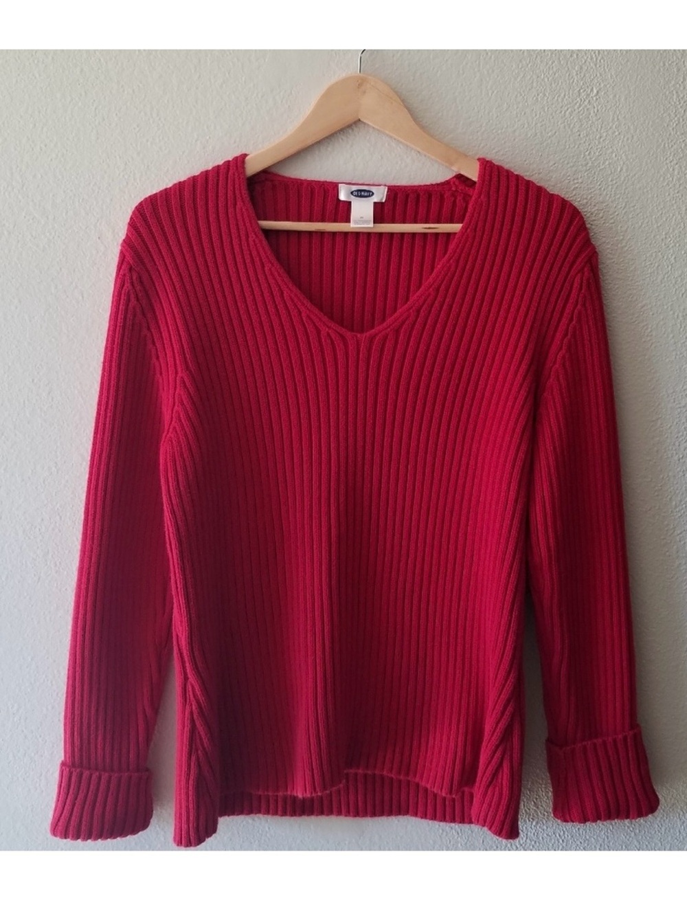 Old navy red v neck ribbed sweater
